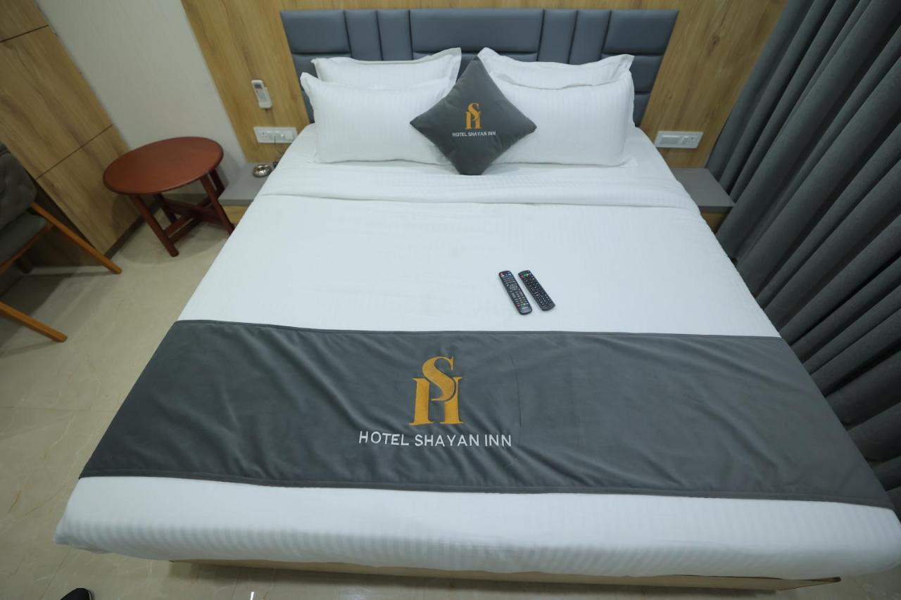 Hotel Shayan Inn Rádzskot Kültér fotó