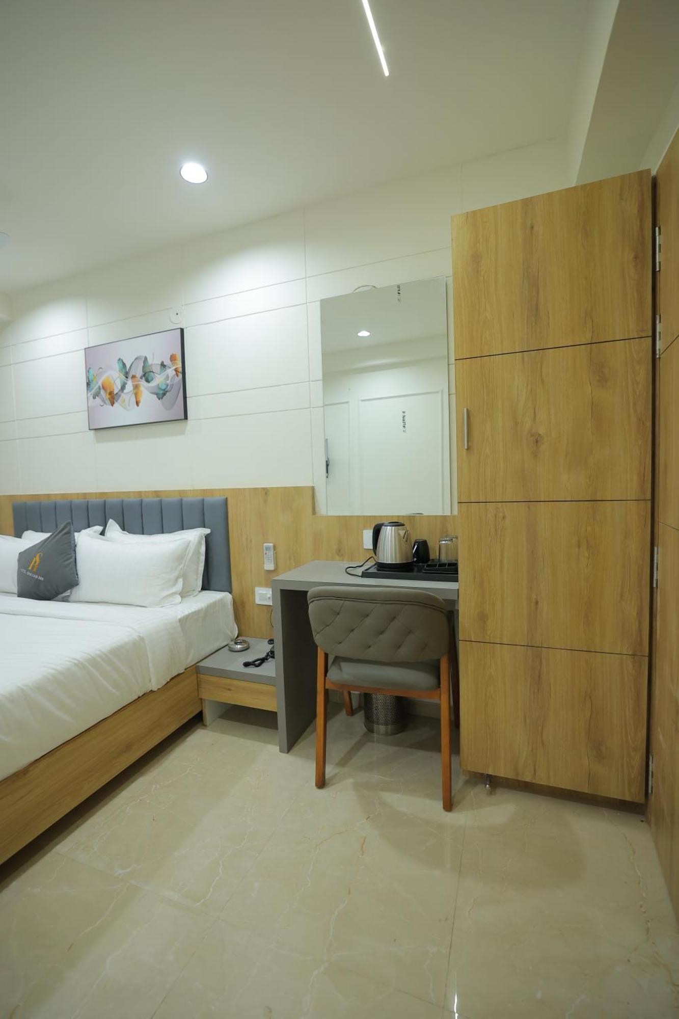 Hotel Shayan Inn Rádzskot Kültér fotó
